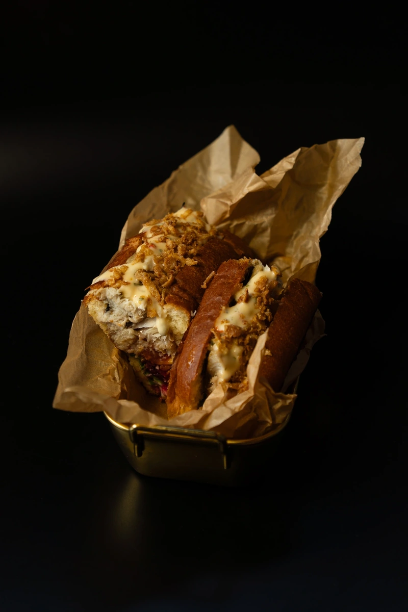 С ароматным филе скумбрии г/к под пикантным соусом из свежей кинзы